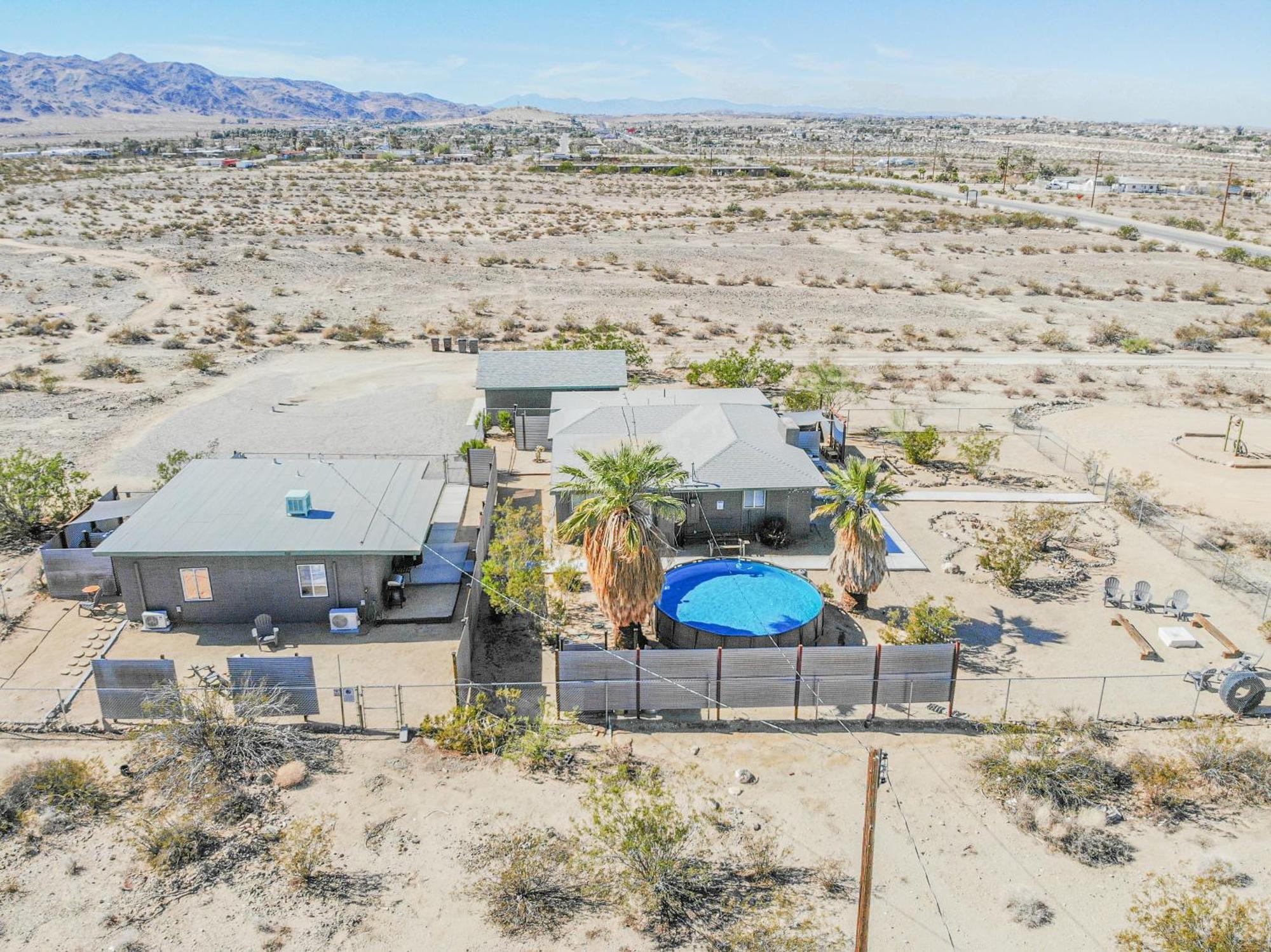 New Property! The Cactus Villas At Joshua Tree National Park - Pool, Hot Tub, Outdoor Shower, Fire Pit Twentynine Palms Δωμάτιο φωτογραφία